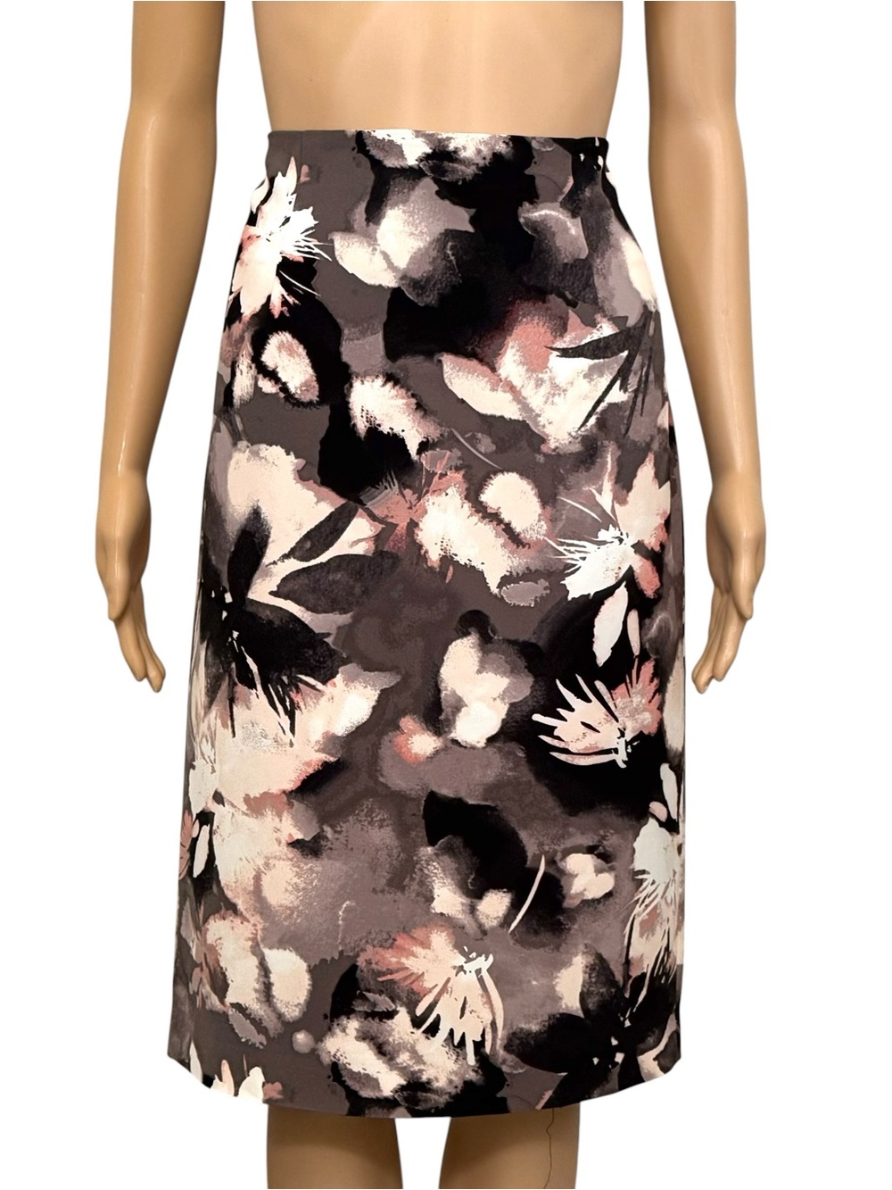 Ellen Tracy Black Floral Watercolor Pencil Skirt with Blush Accents